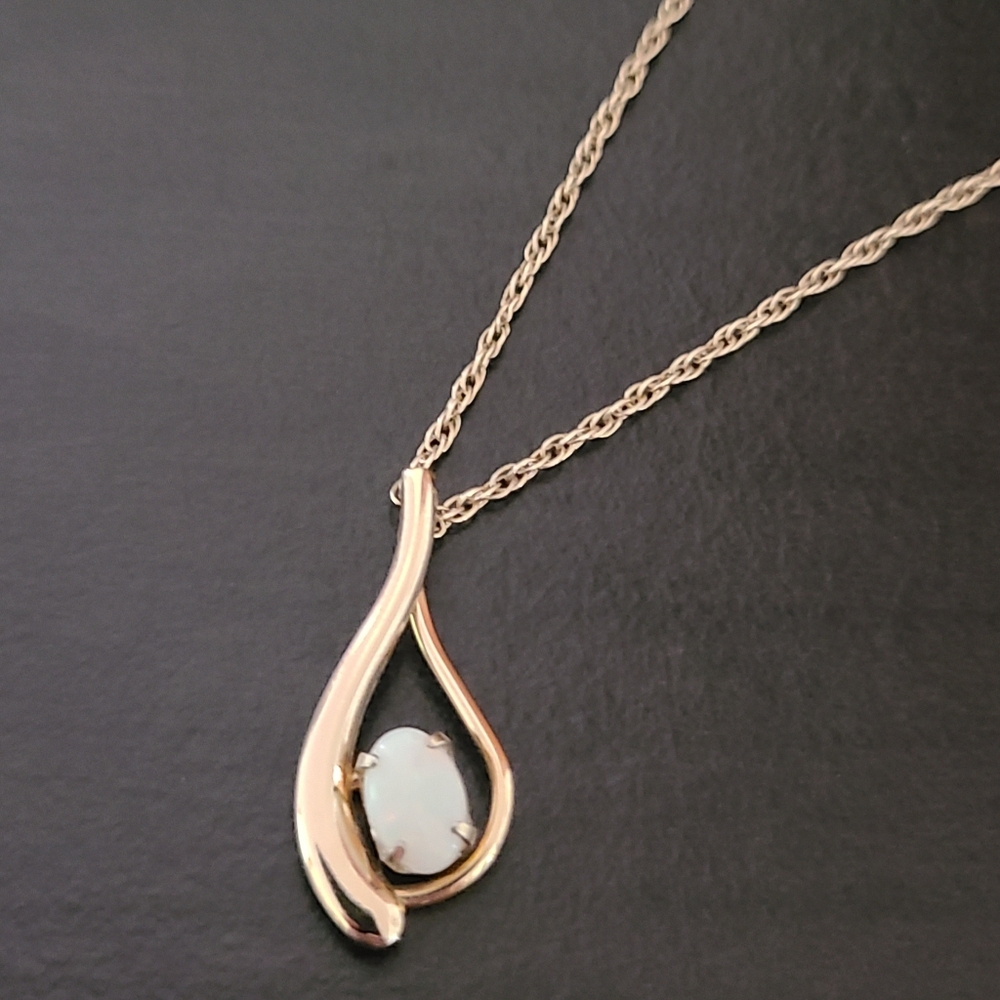 Vintage Krementz Gold Opal Teardrop Necklace